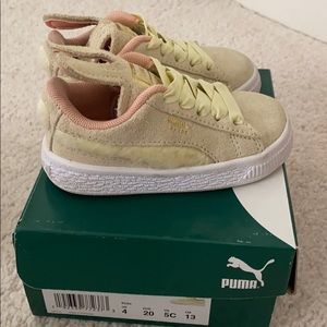 Puma Suede Easter in size 5c
